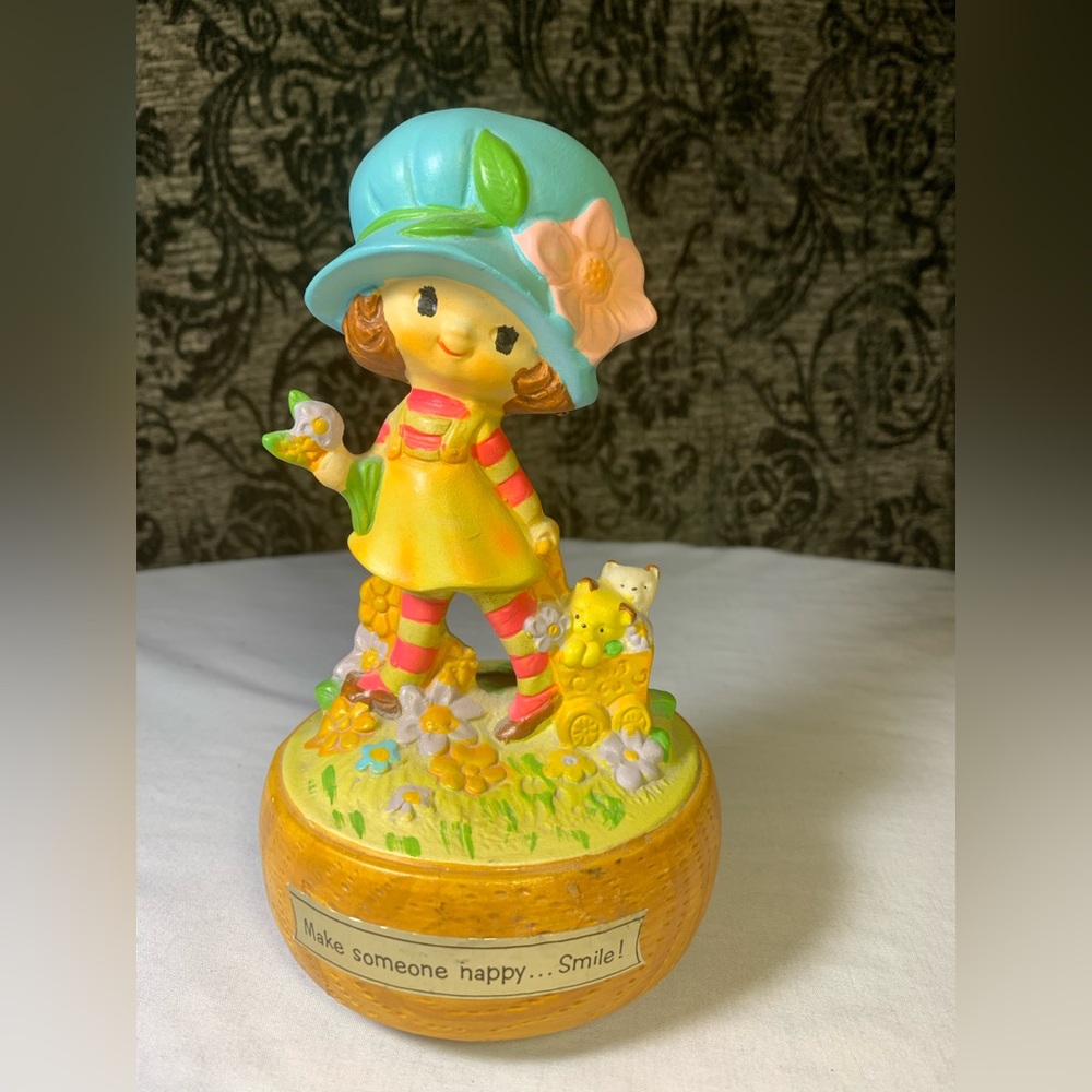 70’s Mopsie Music Box- World Wide Arts